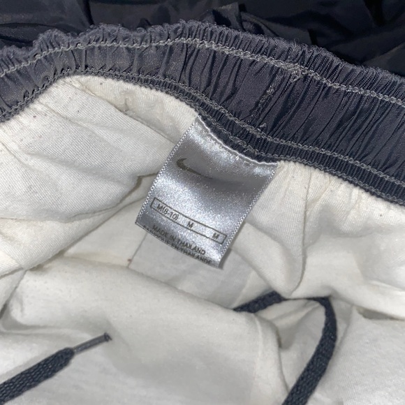 🍂Vintage like Adorable High waisted Nike sweats! - Picture 7 of 8